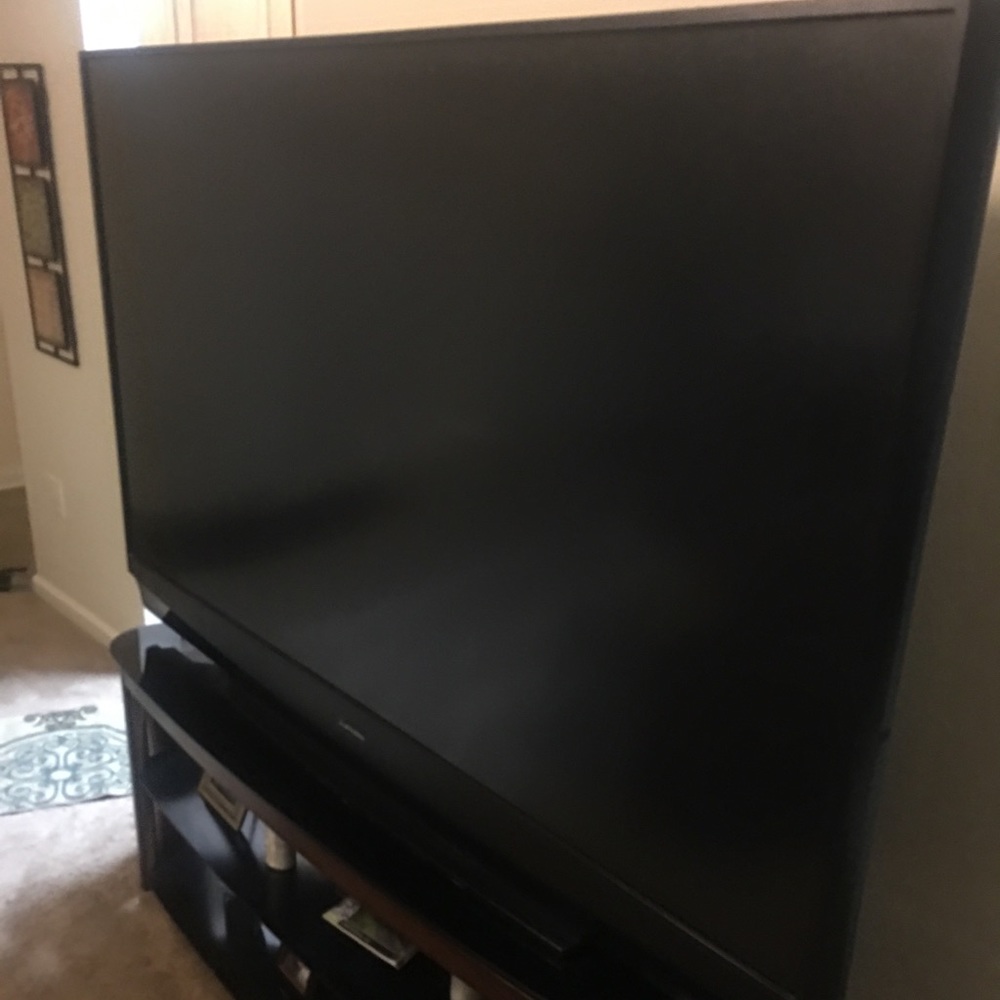 Tv good condition - Picture 2 of 3